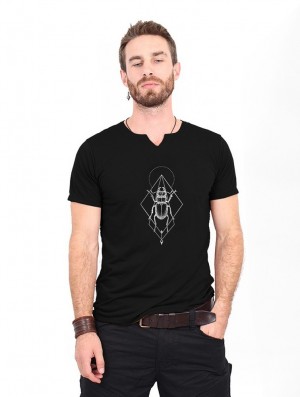 Black and silver Men Toonzshop Scarab Spirit Slit V-neck T-shirt T-Shirt | IXKRYJF-28