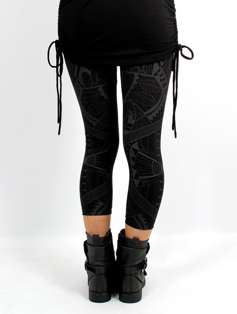 Black Women Toonzshop Rinji Africa Printed ¾ Legging Leggings | TSAMBNC-59